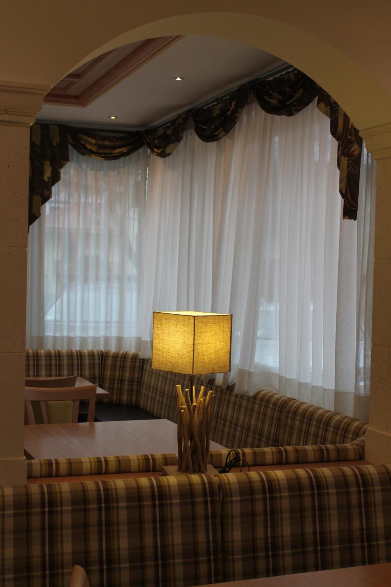 Hotel Canada Pinzolo Buitenkant foto